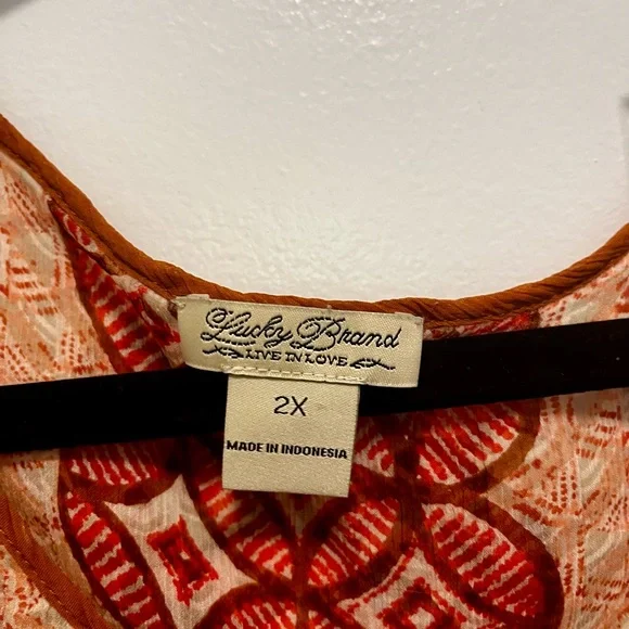 Elegant Beige and Red Women's blouse.From the renowned Lucky brand, long sleeves - Picture 5 of 15